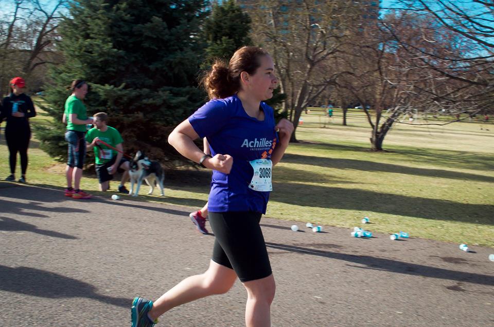 Jessica Beecham running a race.